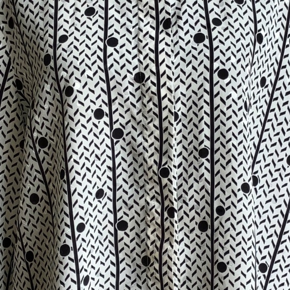 Vintage polka dot long sleeve button down blouse - Picture 3 of 11